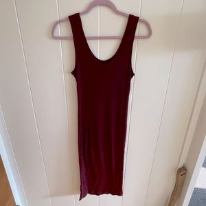 Ambiance size M maroon ribbed maxi dress